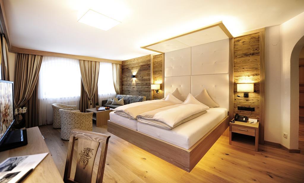 Salnerhof Superior Lifestyle Resort Ischgl Eksteriør bilde